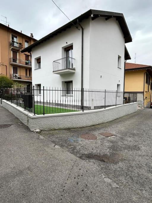 Dolcevita Apartment Como Eksteriør billede